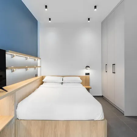 Paloma By Halu!, Center * Thessaloniki
